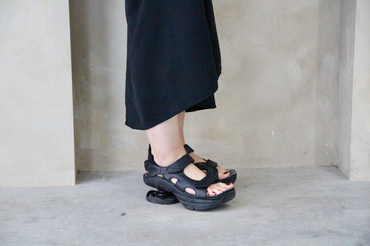 Sidewinder sandal