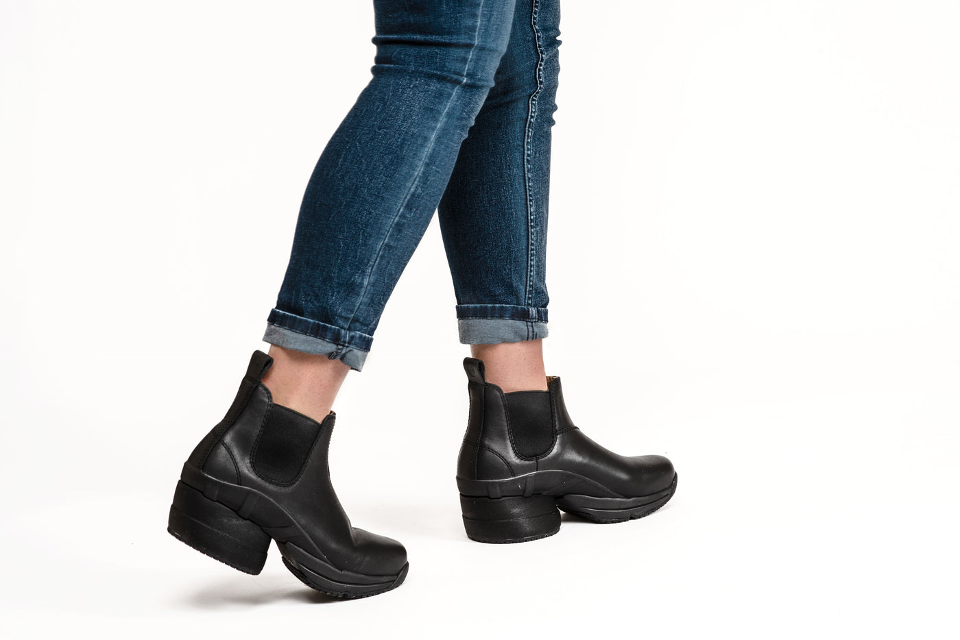 More Energy Aussie Boot Black Z-CoiL Pain Relief Footwear