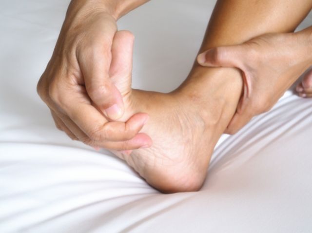 Pain-Fighting Tips & Tricks for Flat Feet